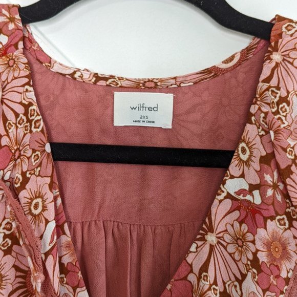 Aritzia Wilfred Eden Printed, ruffled V-neck blouse SZ XXS - Picture 7 of 12